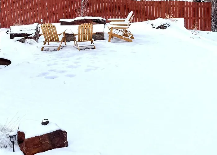 Quiet Luxury Near Dtown, Nau & Snowball Villa Flagstaff